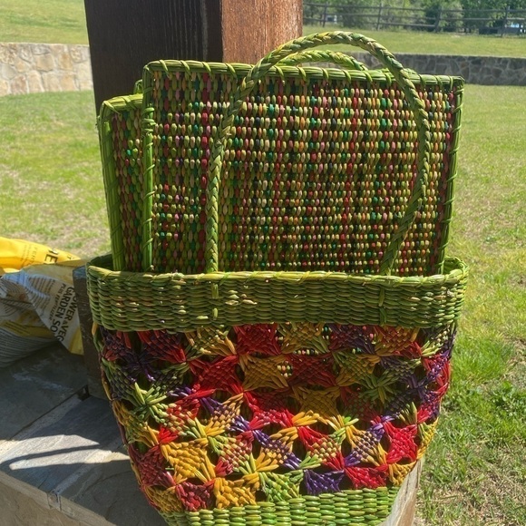 Basket weave tote bag with 6 placemats- never used - Picture 2 of 6